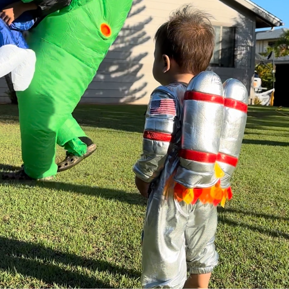 Pottery Barn Baby Astronaut Halloween Costume 12-24 months